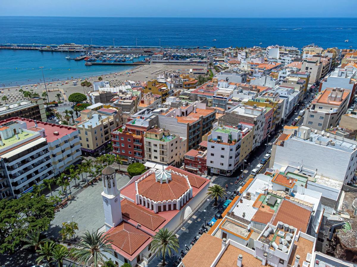 Apartamentos En El Centro De Los Cristianos 아로나 외부 사진