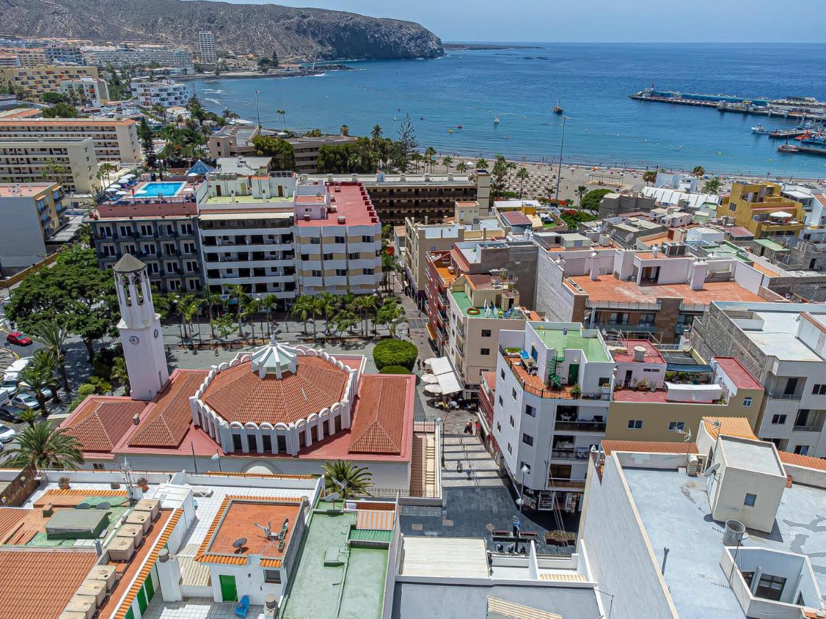 Apartamentos En El Centro De Los Cristianos 아로나 외부 사진