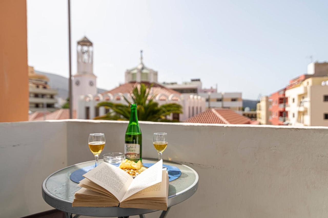 Apartamentos En El Centro De Los Cristianos 아로나 외부 사진