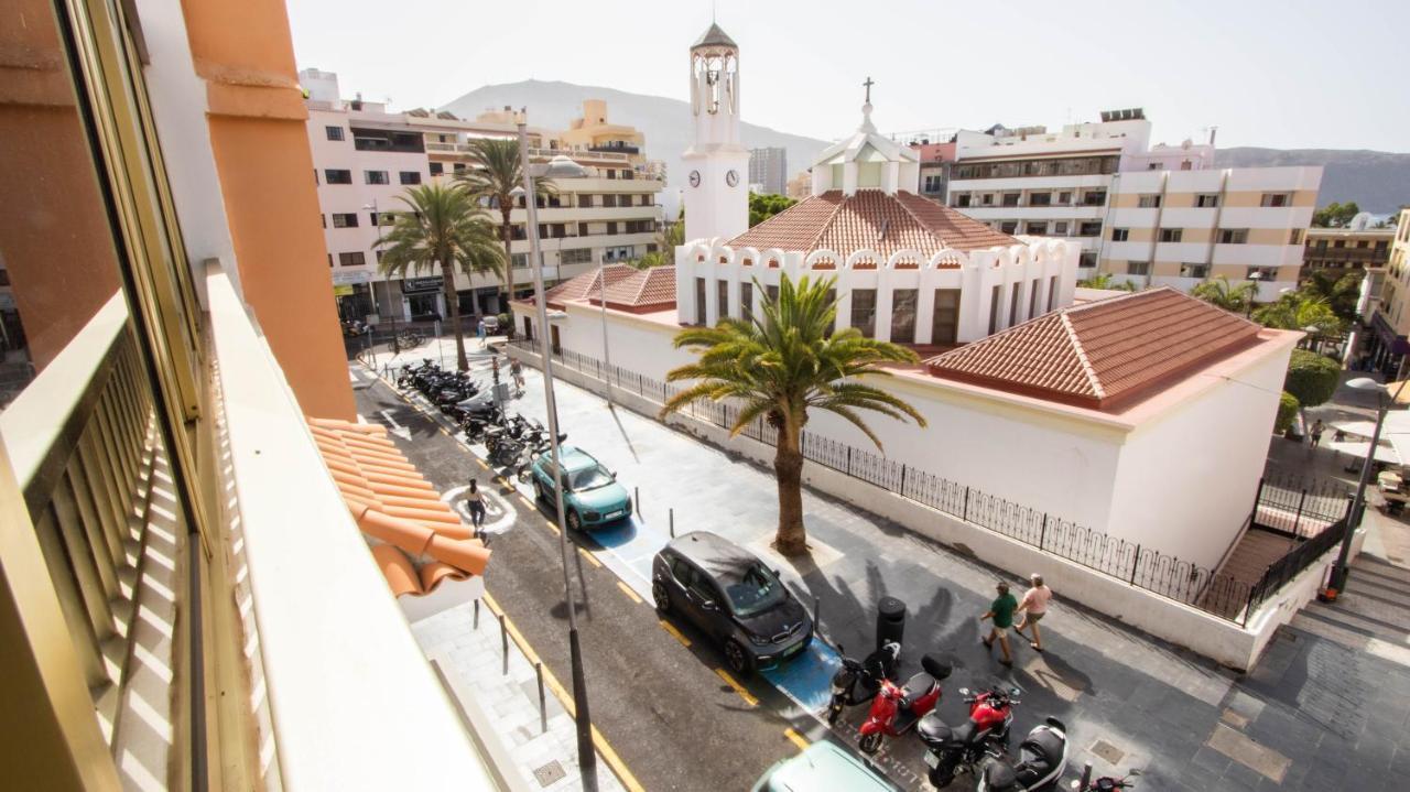 Apartamentos En El Centro De Los Cristianos 아로나 외부 사진